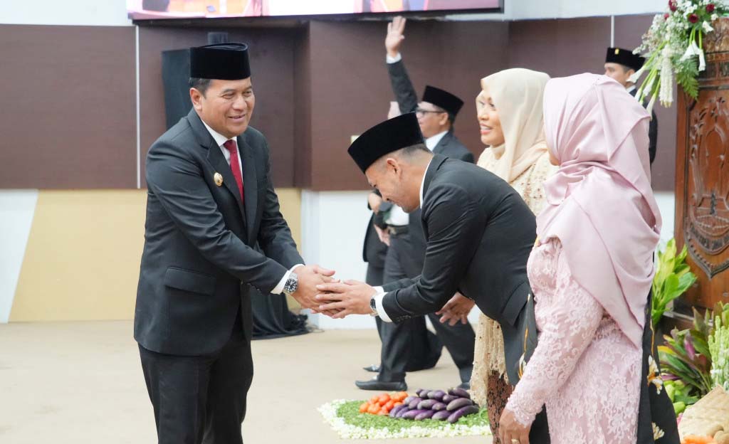 Febri Irawan Darwis dan Nur Laila Dilantik PAW Masa Jabatan 2024-2029, Ketua DPRD Pasuruan: Segera Menyesuaikan Diri dan Aktif Menjalankan Tugas